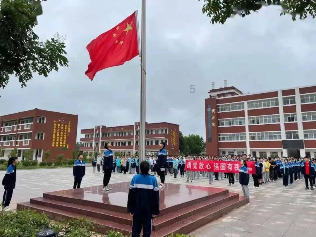 自从知道香蕉加麦片可以这样吃,我家隔天做一锅,开锅瞬间口水流-权威问答网站